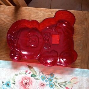 The Ullman Company bear tray